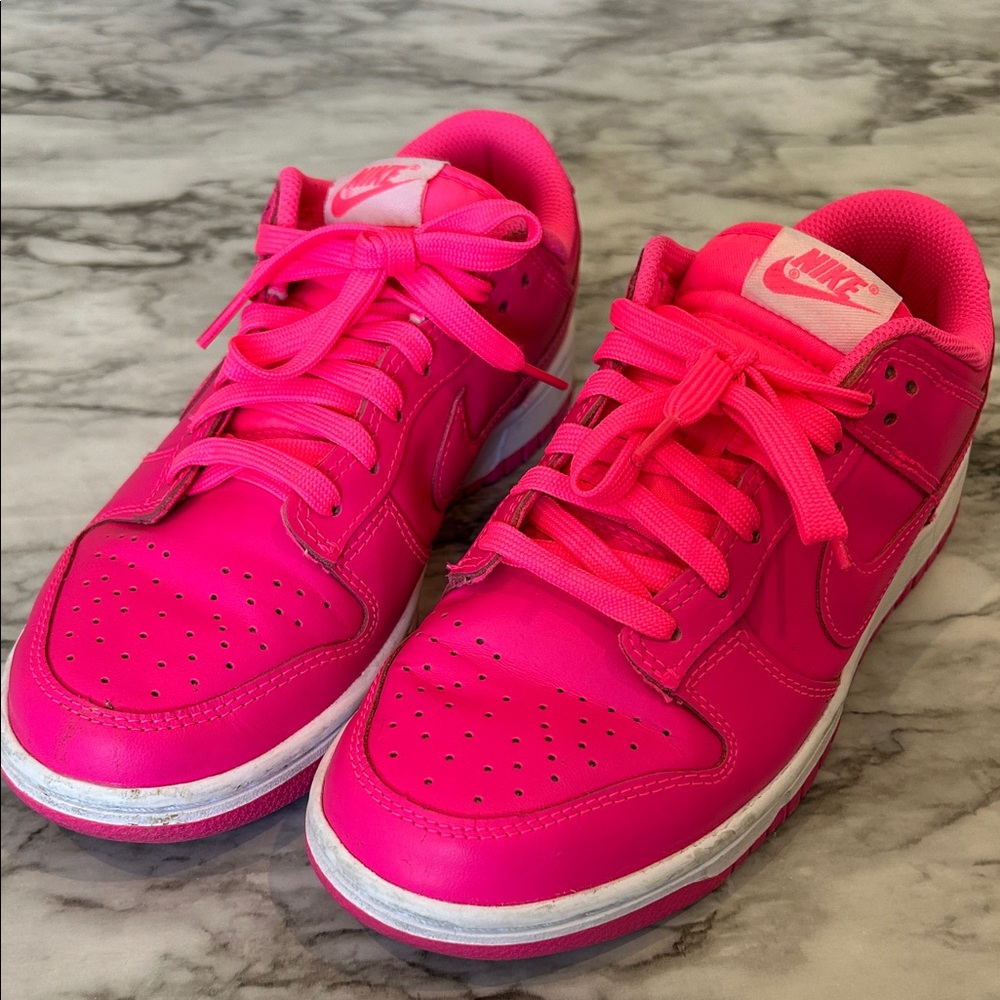 Nike Dunk Low Hot Pink Women’s Sneakers | Size 8.5